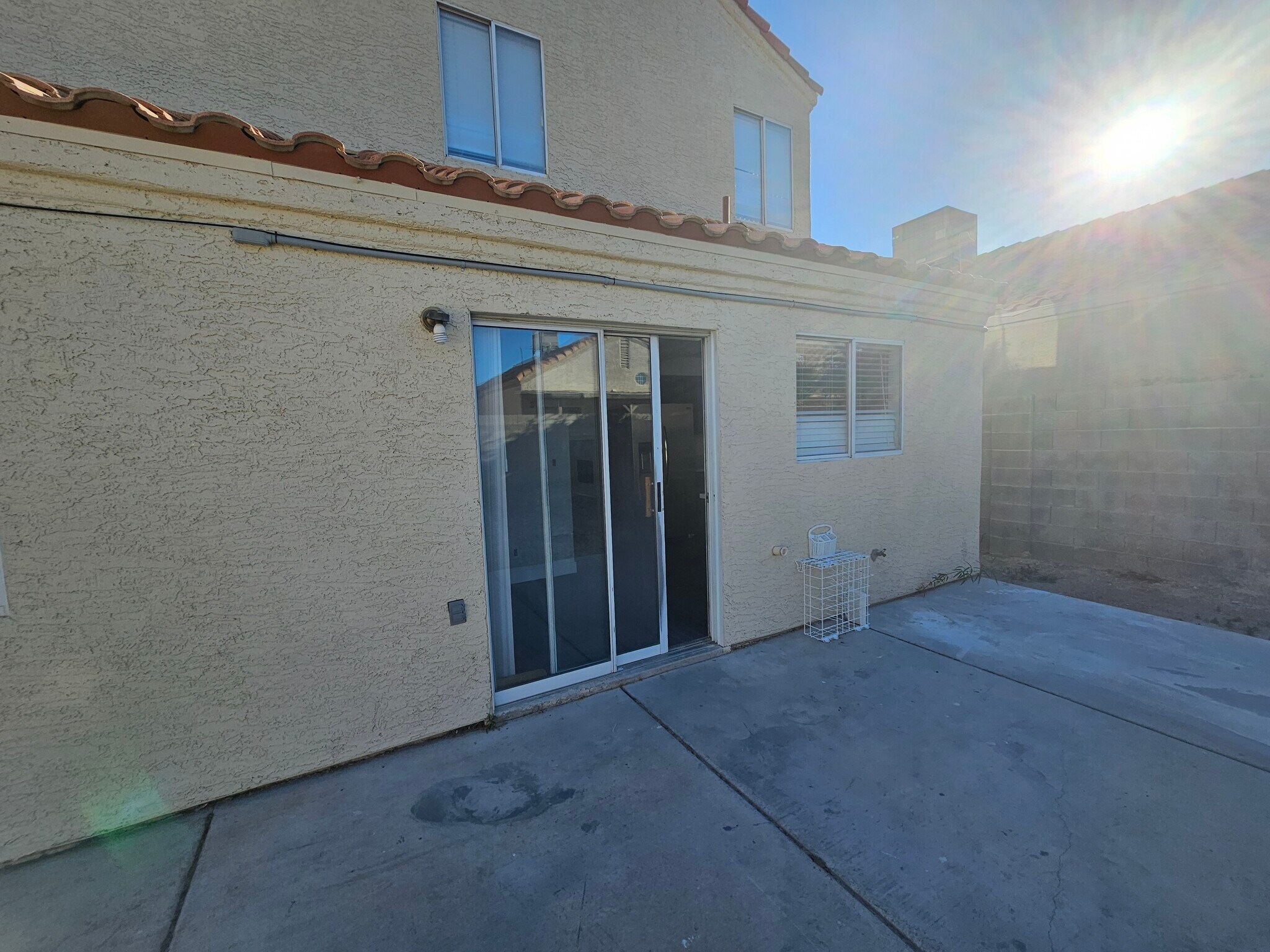Building Photo - 5814 Goodsprings Ct