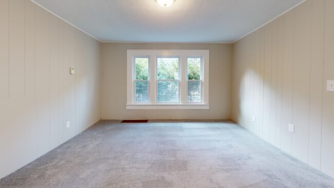 Building Photo - Cudell neighborhood. - 2 bedroom/1 bathroo...