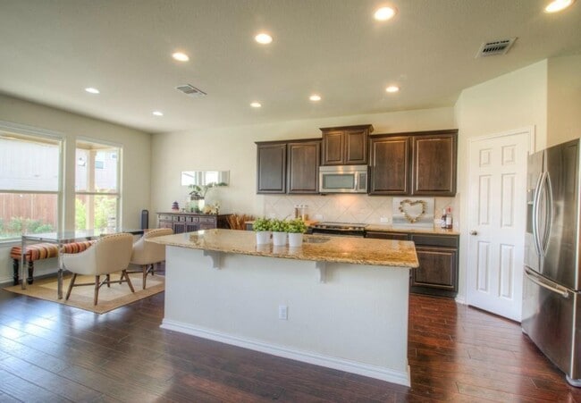 Building Photo - 4016 Tranquil Ln