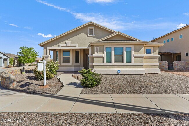 Building Photo - 14439 Eastbrook Dr