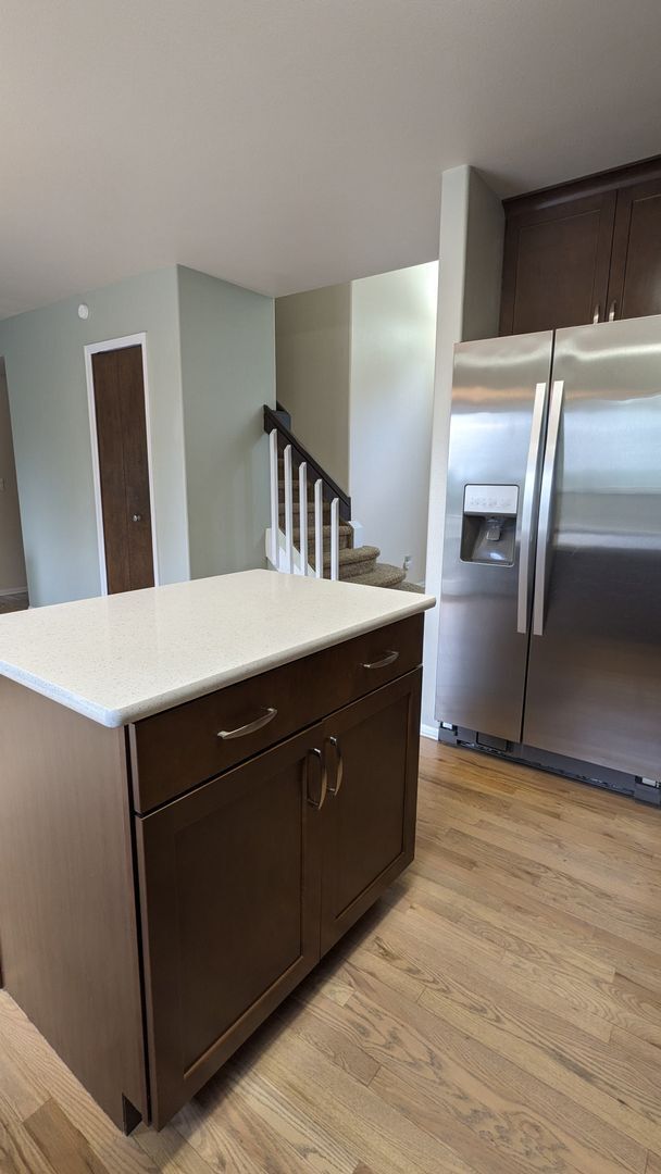 Building Photo - MODERN TWO STORY 3 BED/2.5 BATH WITH FENCE...