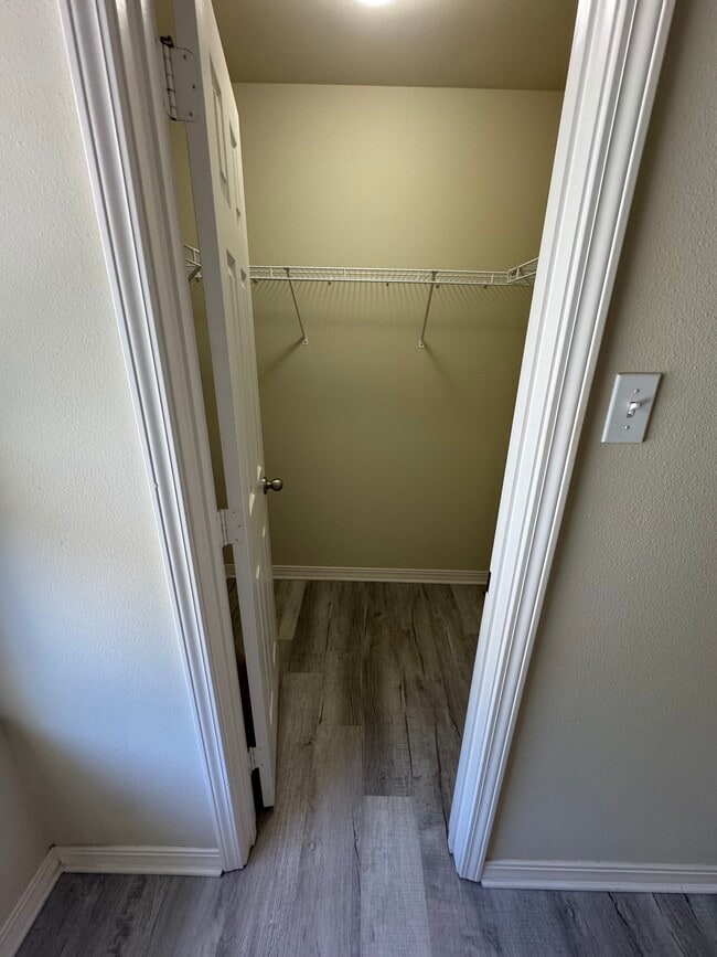 Building Photo - 3061 Dundee Loop S