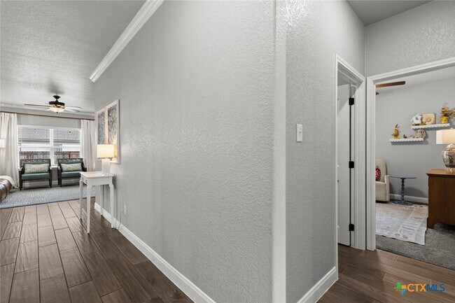 Building Photo - 1614 Flatland Trl
