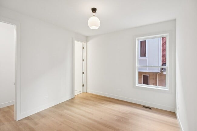 Building Photo - 2323 N Lister Ave