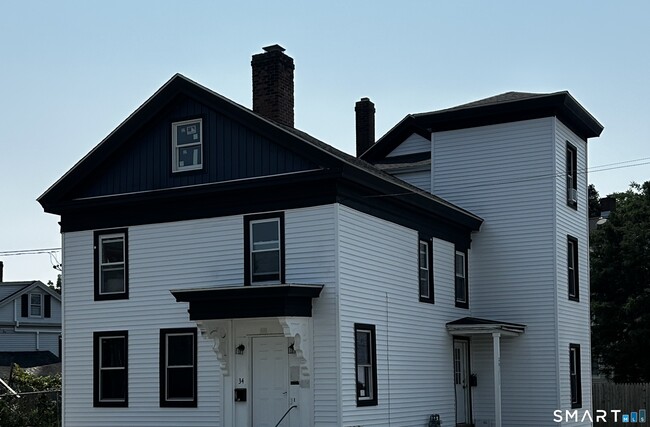 Building Photo - 34 Bulkeley Pl
