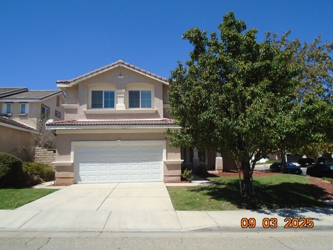 Primary Photo - Immaculate 2 Story Within Walking Distance...