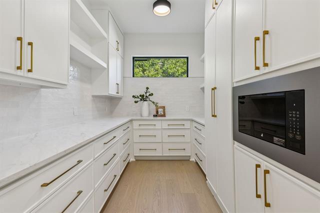 Building Photo - 3630 Mid Pines Dr