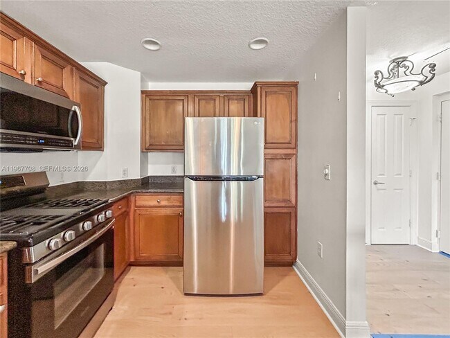 Building Photo - 7615 Heritage Crossing Way