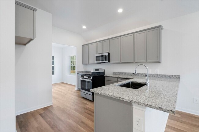 Building Photo - 2332 Cedar Pl Dr