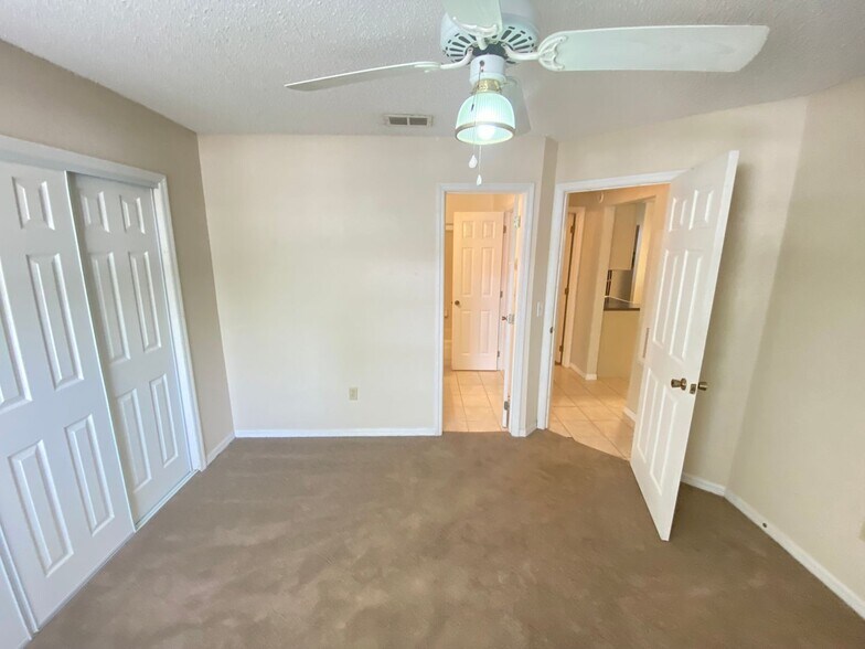 Building Photo - 1141 Exceller Ct