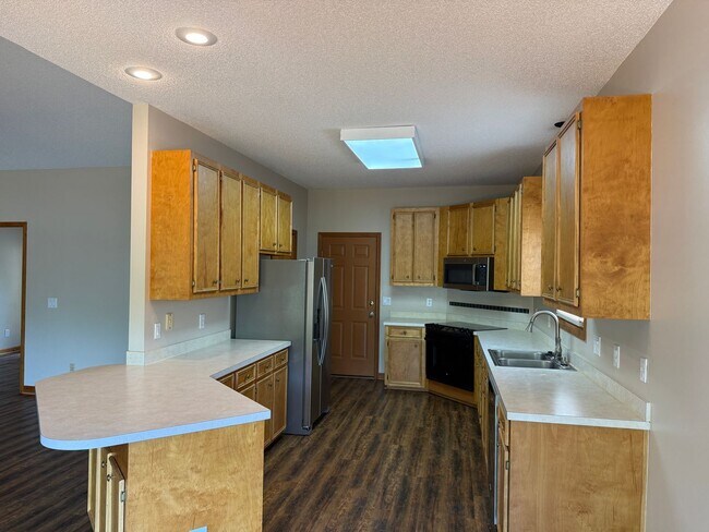 Building Photo - Chapin Lake Life - Call Lexington office for information 803-359-0793