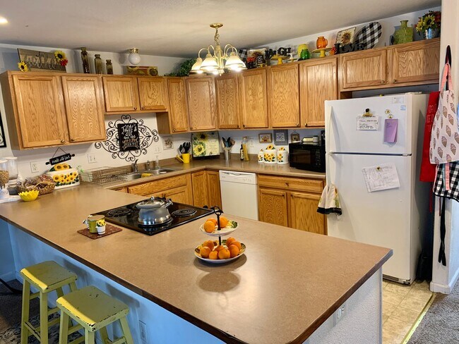 Building Photo - 1445 6th St