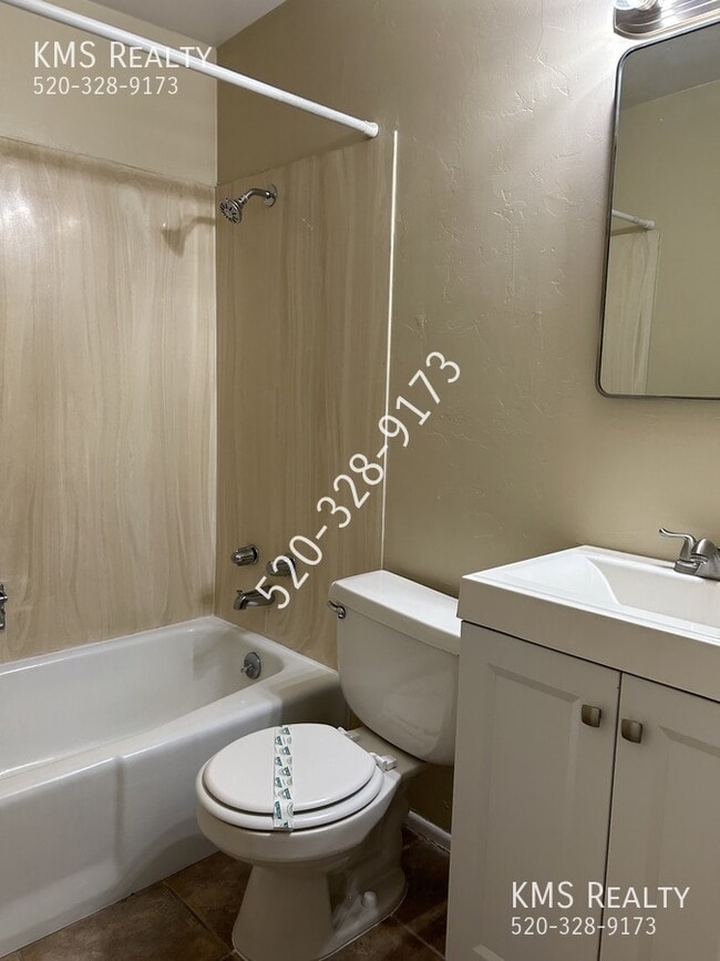 Building Photo - 7634 E Jalapa Pl