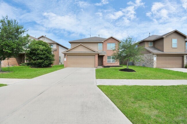 Building Photo - 3210 Aldridge Dr