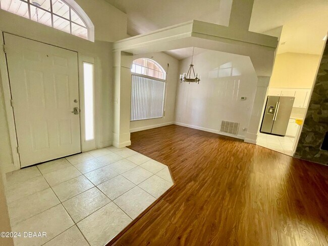 Building Photo - 137 Bryan Cave Rd