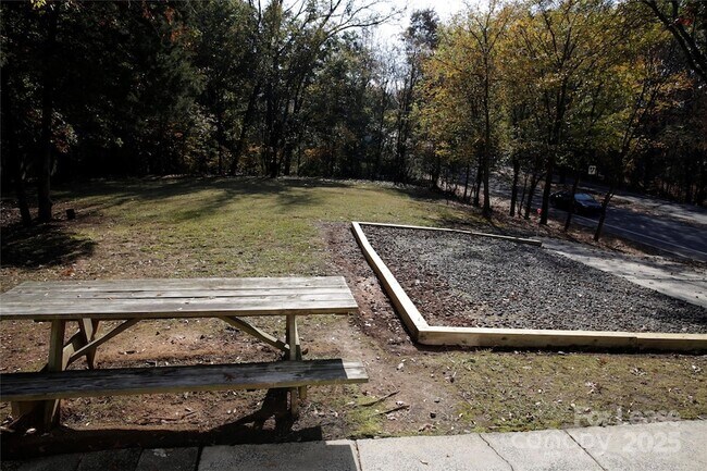 Building Photo - 12300 Rock Canyon Dr