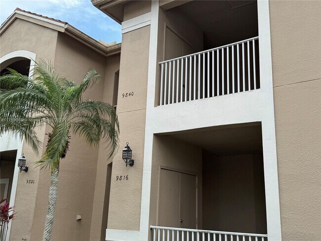 Building Photo - 9840 Perfect Dr