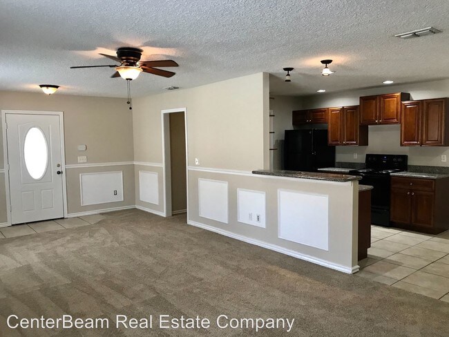 Building Photo - 4 br, 3 bath House - 9054 3rd avenue