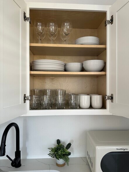 Building Photo - 115 Mist Flower Dr