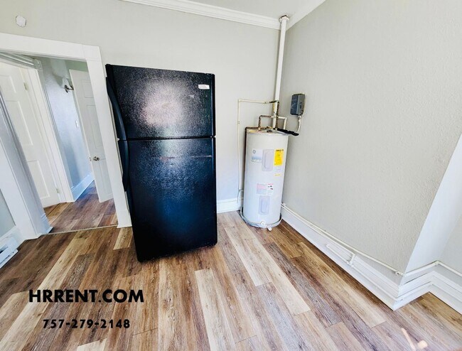 Building Photo - 2846 Grandy Ave