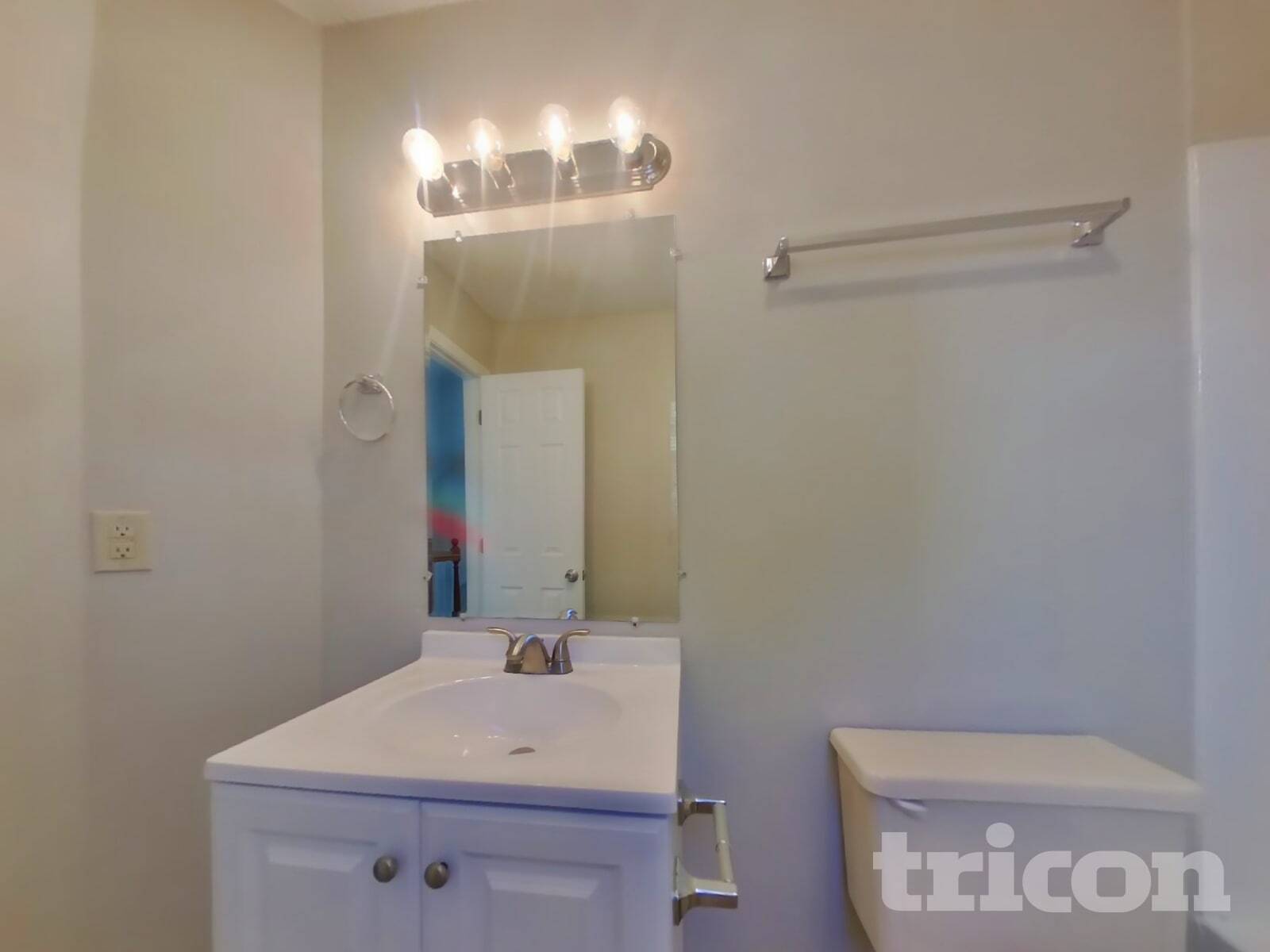 Building Photo - 623 Lockhart Ct NE