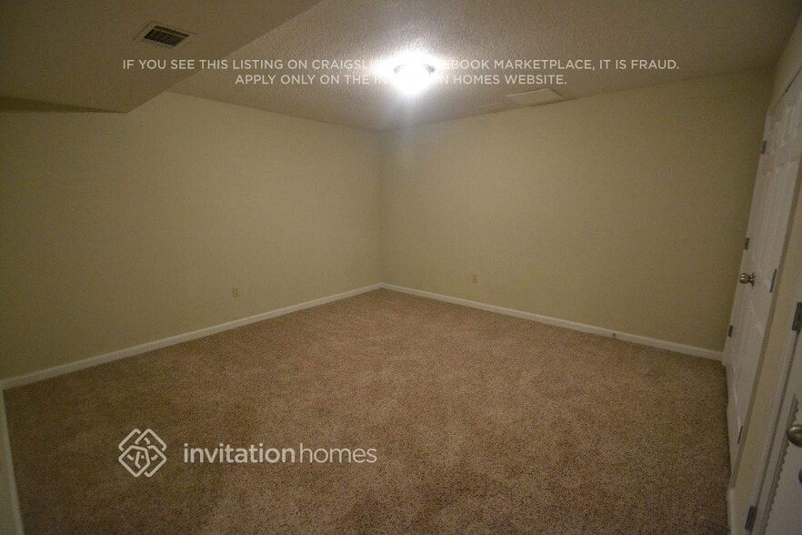 Building Photo - 6198 Brookside Ln