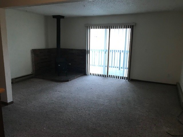 Building Photo - Rifle 2 Bedroom