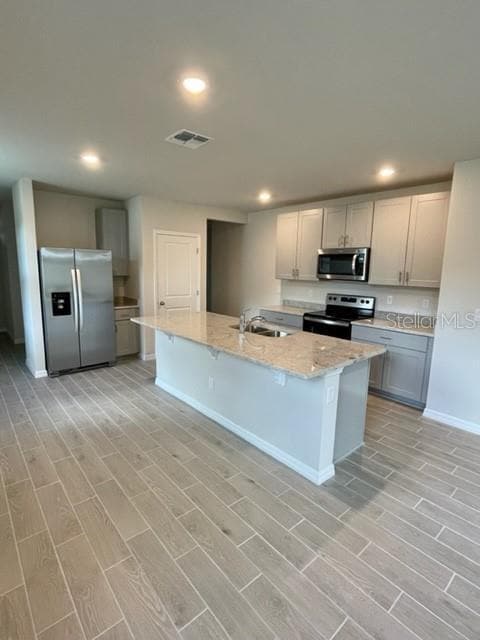 Building Photo - 3233 Fresno Pl