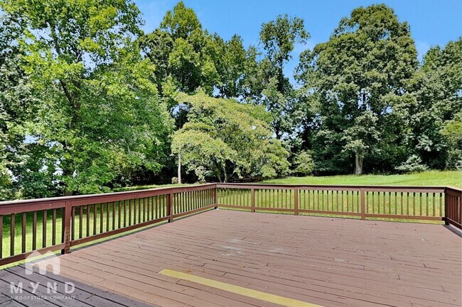 Building Photo - 9205 Meadow Sweet Ct