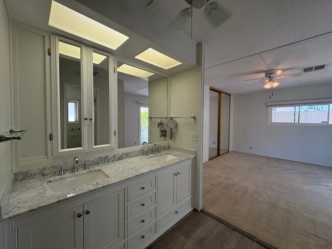 Building Photo - Spacious 2BR/2BA Home for Rent in San Marc...