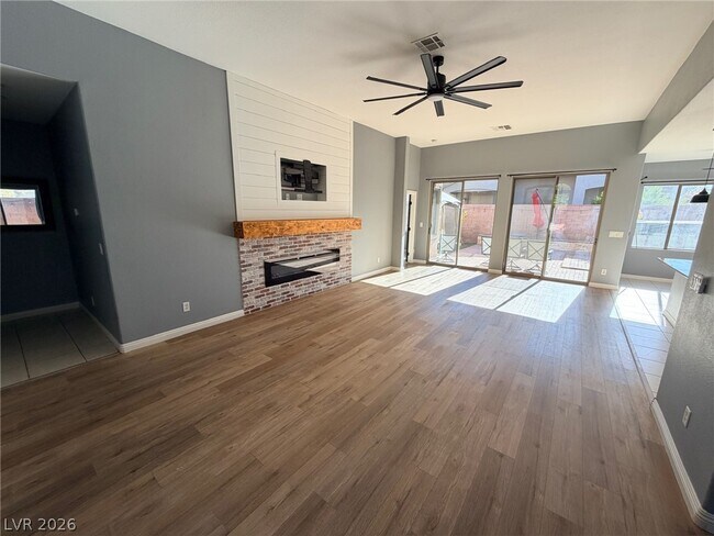 Building Photo - 8137 Slate Falls St