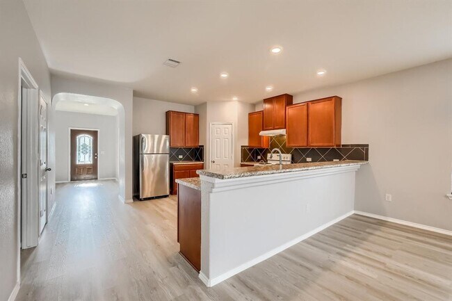 Building Photo - 7308 Altidore Dr