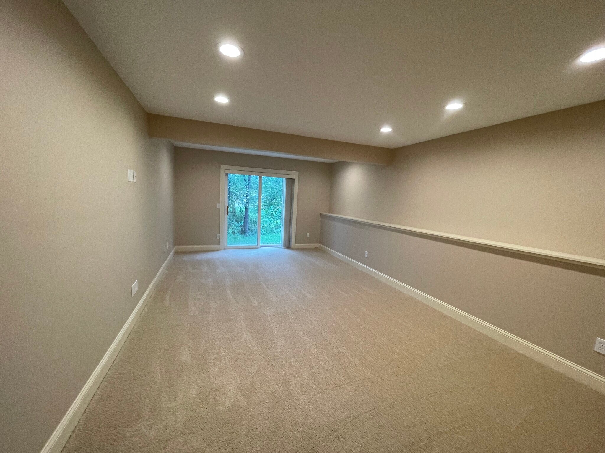 Family Room - 23181 Dakotah St NW