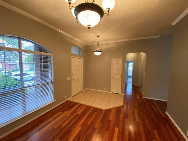 Building Photo - 11442 Blanchard Dr