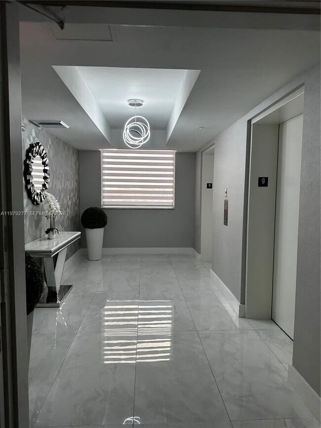 Building Photo - 18800 NE 29th Ave