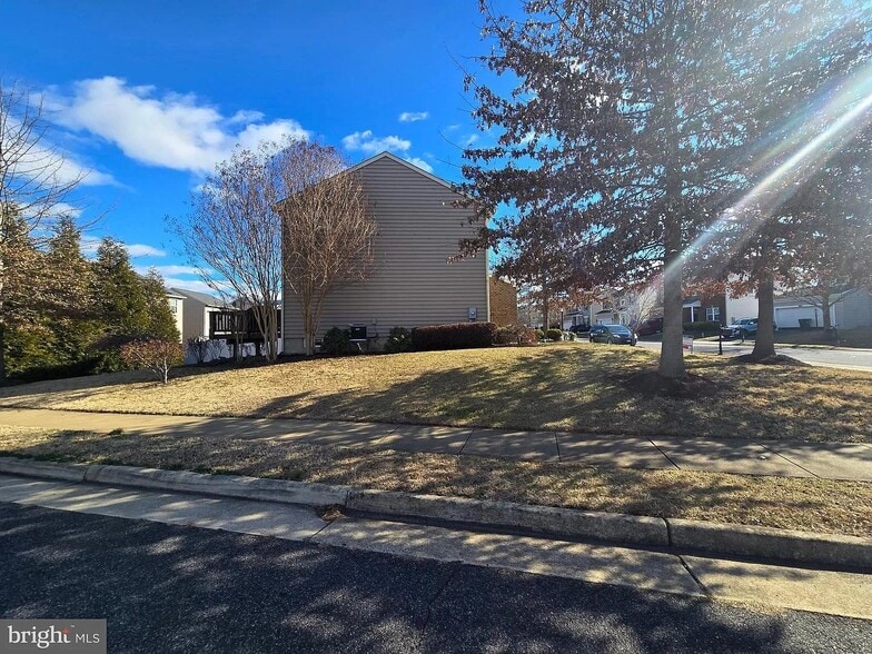 Building Photo - 12203 Salt Cedar Ln