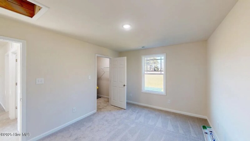 Building Photo - 108 Sandy Springs Dr