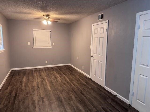 Building Photo - 1025 17th St NE