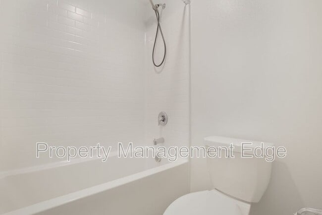 Building Photo - 36644 Desert Tortoise Rd