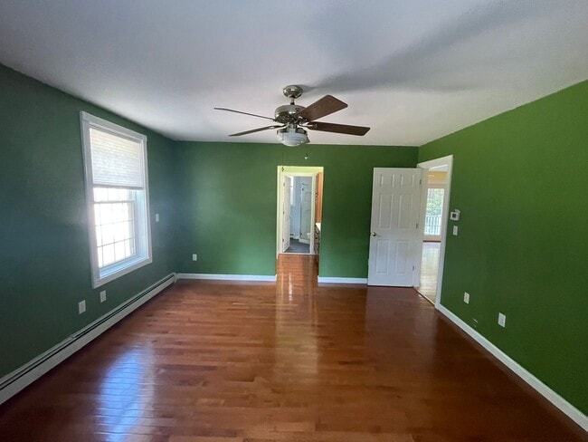 Building Photo - 3 Bed 2.5 Bath Home in Dover
