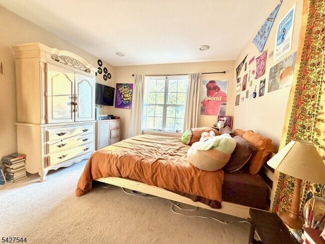 Building Photo - 128 Jackson Ave