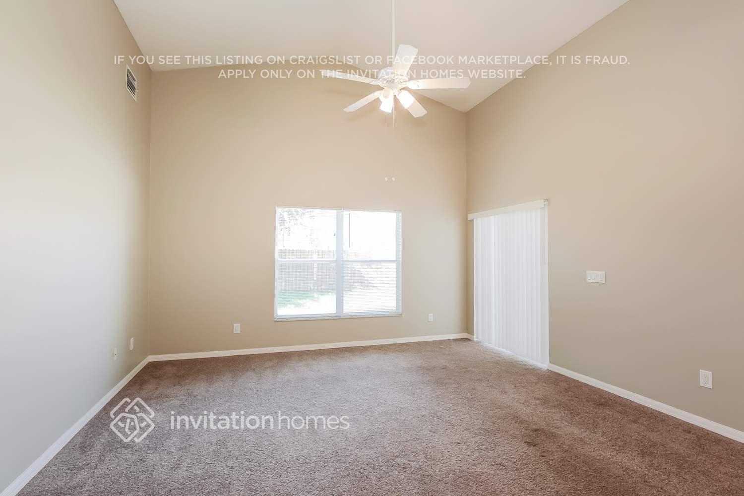 Building Photo - 9718 Bay Colony Dr