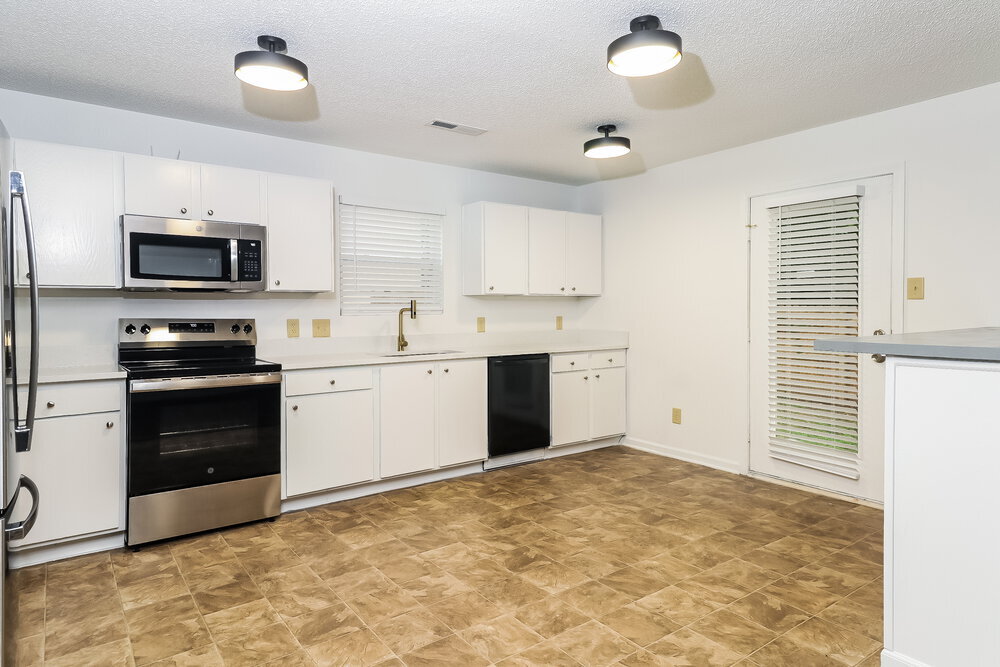 Building Photo - 7010 Sycamore Grove Ct