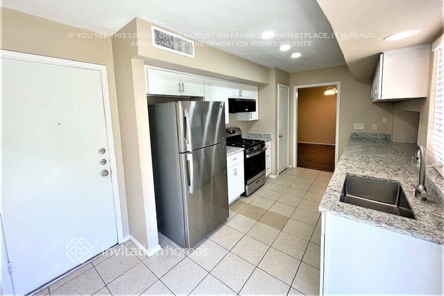 Building Photo - 6934 Haven Creek Dr