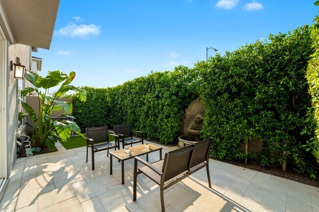 Building Photo - Professionally Designed, Fully Furnished townhome on one of Arabella’s Premium Lots | Scottsdale’...