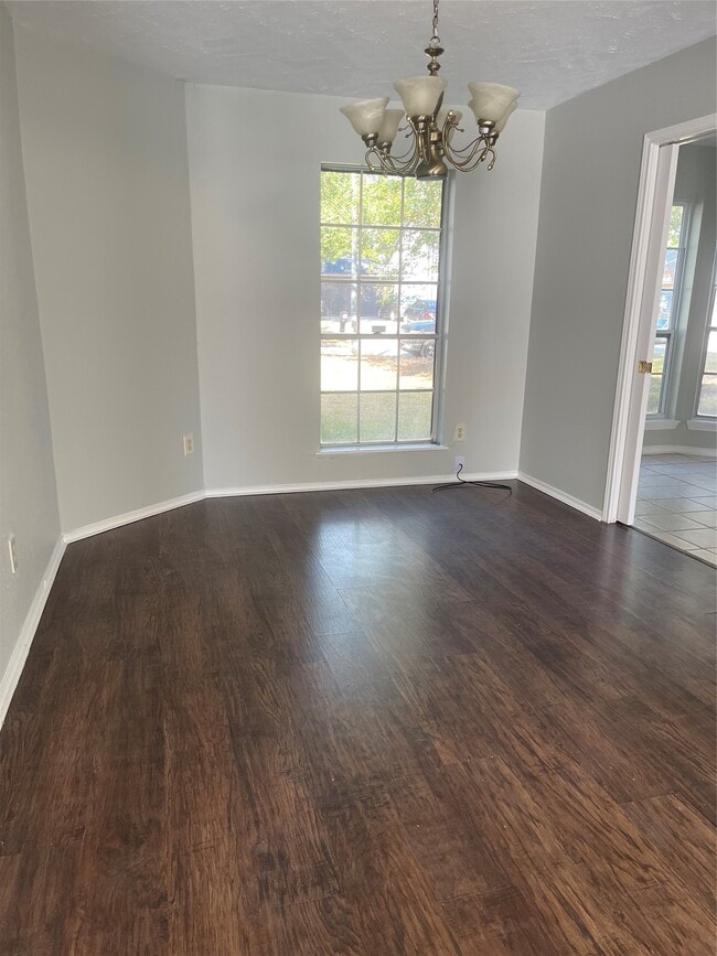 Building Photo - 3443 Nutwood Ln