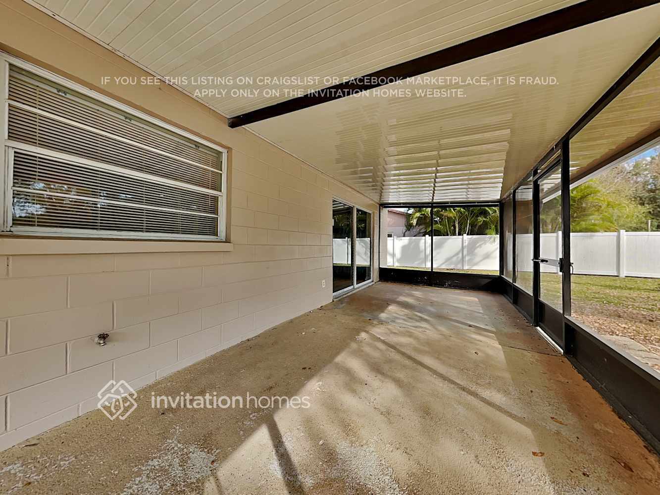 Building Photo - 548 Oak Creek Dr