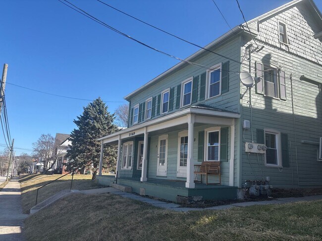 Building Photo - 3 Bedroom 1 Bath Loganville Dallastown SD