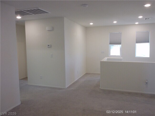 Building Photo - 9092 Jade Vine Ave
