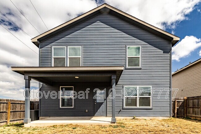 Building Photo - 6102 Walnut Wy